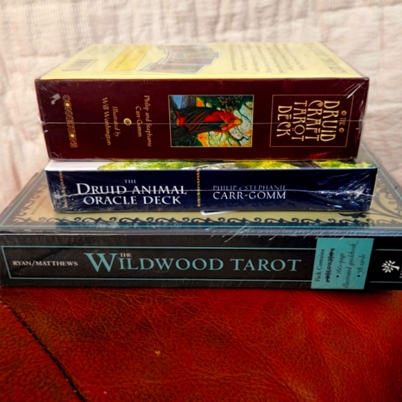 NIB sealed Druid Oracle Tarot Cards with booklets - Picture 4 of 7